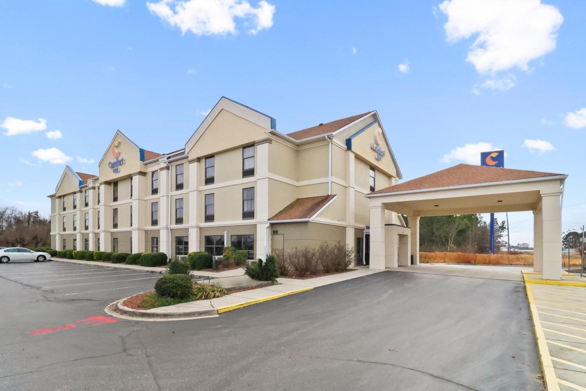 Comfort Inn Dunn Near I-95 Zewnętrze zdjęcie